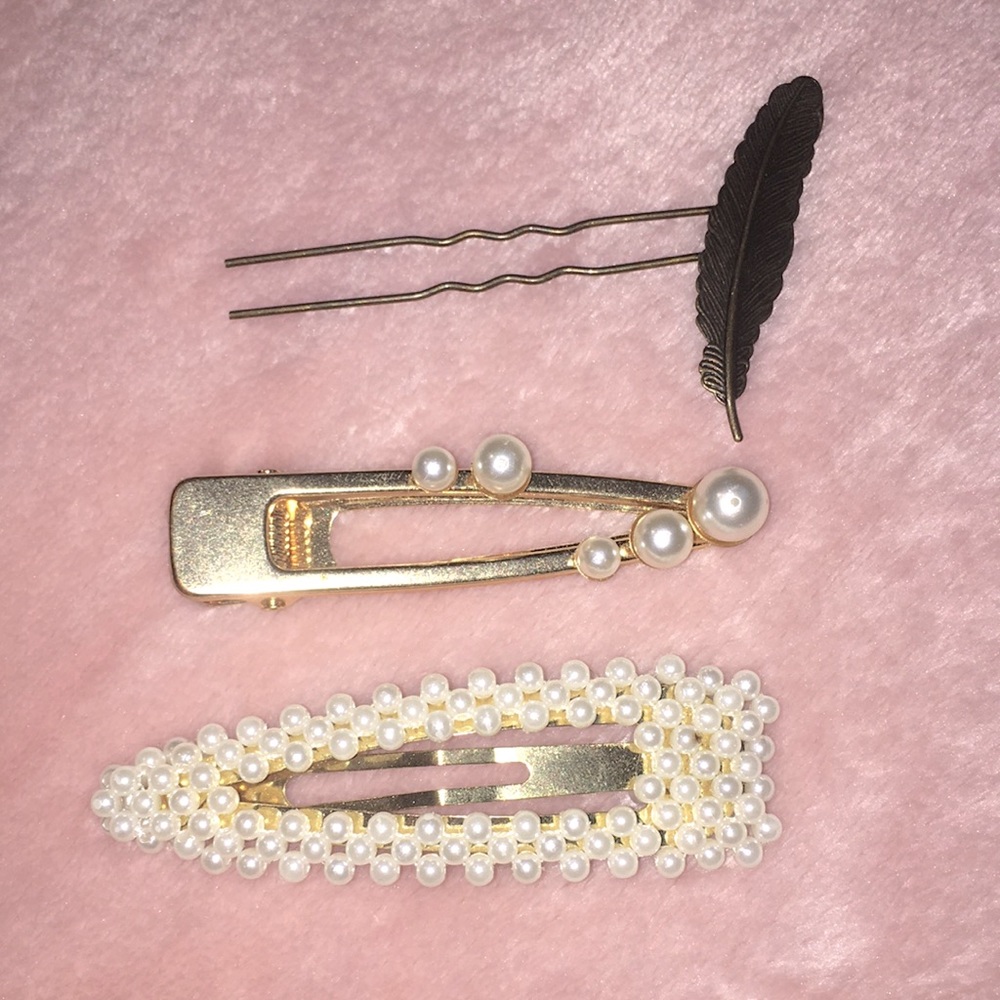 Hair clips